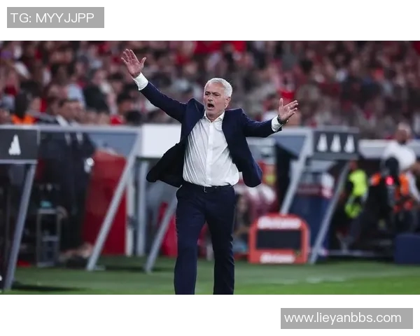 穆里尼奥怒怼英超所有教练完整版视频解析